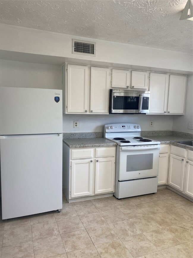 property at 19422 Lazy Valley Dr