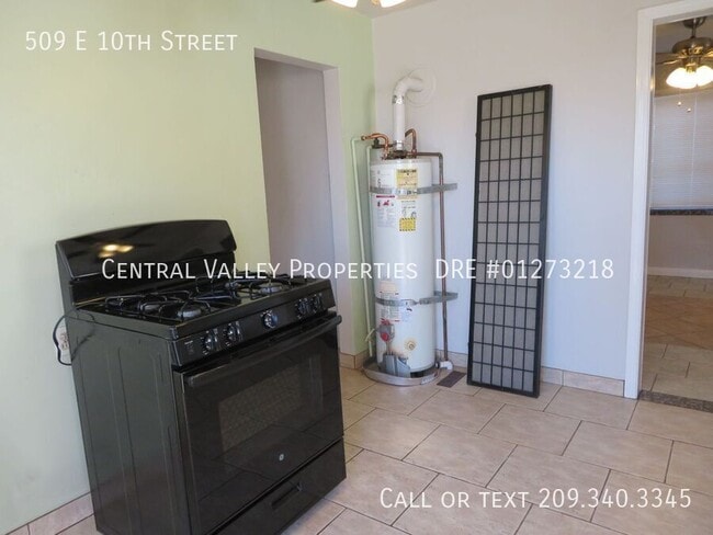 509 10th St in Tracy, CA - Building Photo - Building Photo