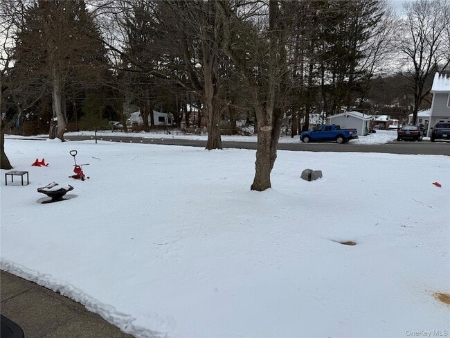 10 Hillside Terrace in Amawalk, NY - Building Photo - Building Photo