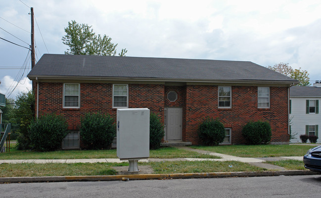 2889 Winter Garden Dr in Lexington, KY - Building Photo - Building Photo