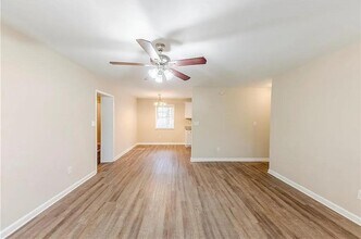 3192 Belfort Rd SE in Atlanta, GA - Foto de edificio - Building Photo