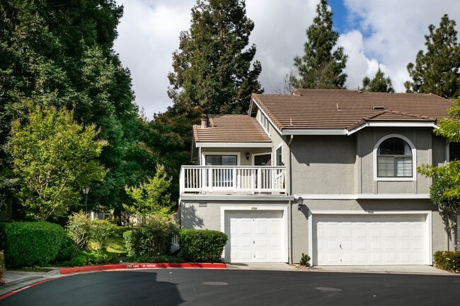 property at 2830 Buena Knoll Ct