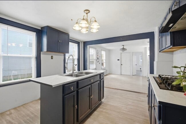 53 Fremont St in Springfield, MA - Building Photo - Building Photo