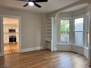 62 Somerset St in Somerville, NJ - Building Photo - Building Photo