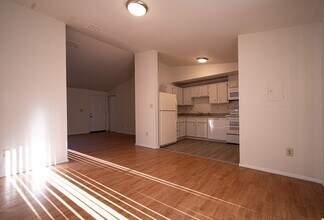 5423 Jaslie Ln in Charlotte, NC - Building Photo - Building Photo