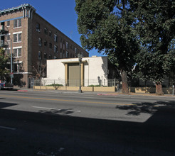 833-835 Alvarado St in Los Angeles, CA - Foto de edificio - Building Photo