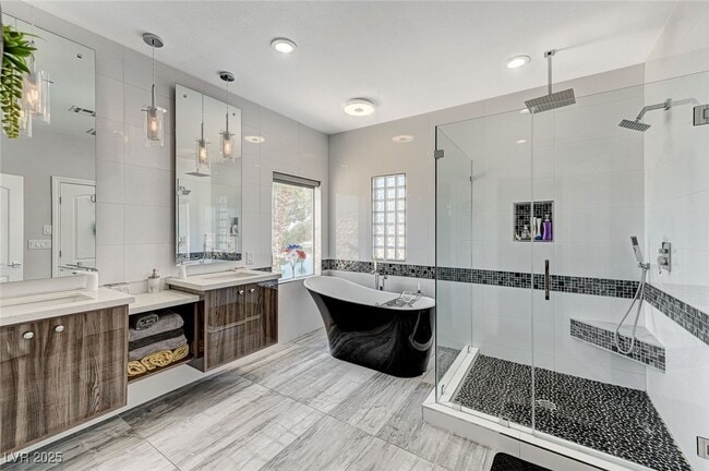 property at 2984 Sun Lake Dr