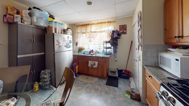 46 Plymouth St, Unit 46