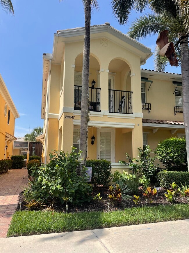 property at 28647 Alessandria Cir