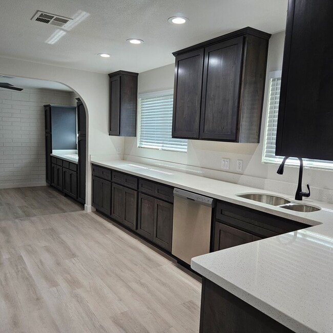920 E 26th Pl in Yuma, AZ - Building Photo - Building Photo