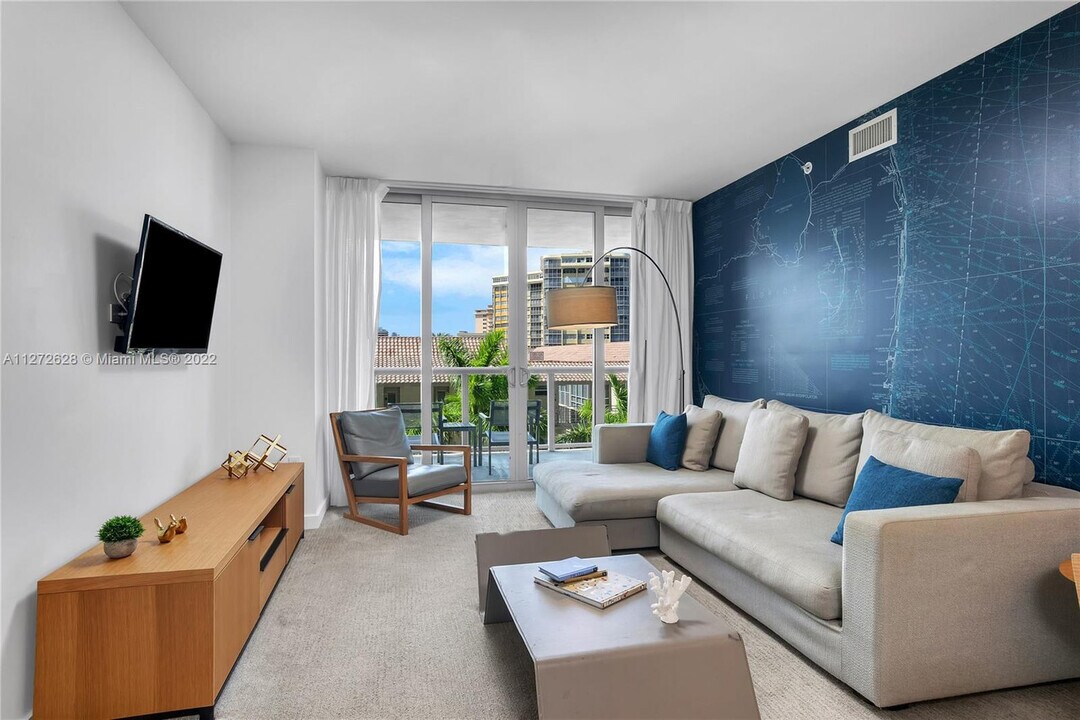 2602 E Hallandale Beach Blvd, Unit ID1227459P in Hallandale Beach, FL - Building Photo