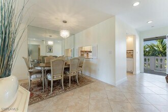 315 St Andrews Blvd in Naples, FL - Foto de edificio - Building Photo