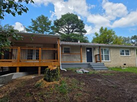 68 Wiley Almany Rd in Tracy City, TN - Building Photo