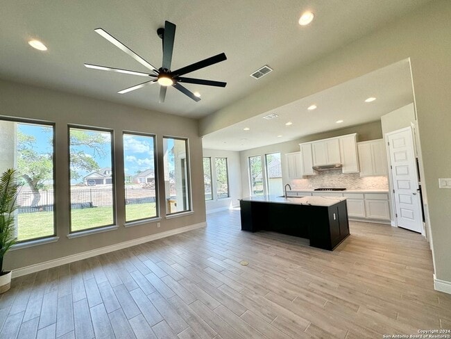 211 Corazon in Boerne, TX - Building Photo - Building Photo