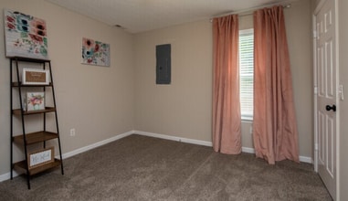 Admiral Place Apartments in Shelbyville, TN - Foto de edificio - Building Photo