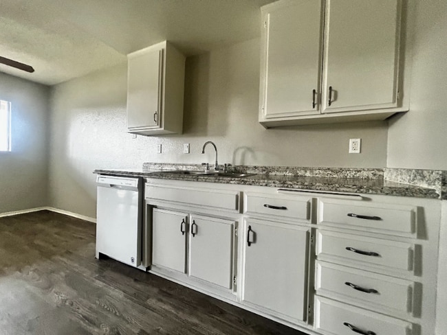 5305 Tyler Ave in Temple City, CA - Building Photo - Building Photo