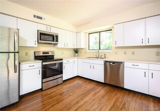 436 Heritage Hls in Somers, NY - Building Photo - Building Photo