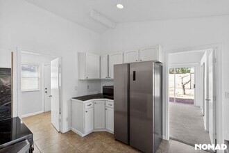 1636 W Taro Ln in Phoenix, AZ - Building Photo - Building Photo