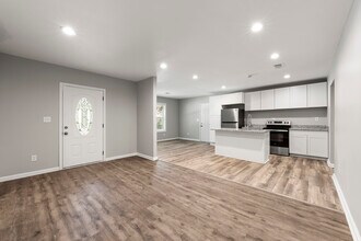 1780 Brewer Blvd SW in Atlanta, GA - Foto de edificio - Building Photo