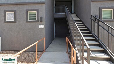 5750 N La Cholla Blvd in Tucson, AZ - Building Photo - Building Photo