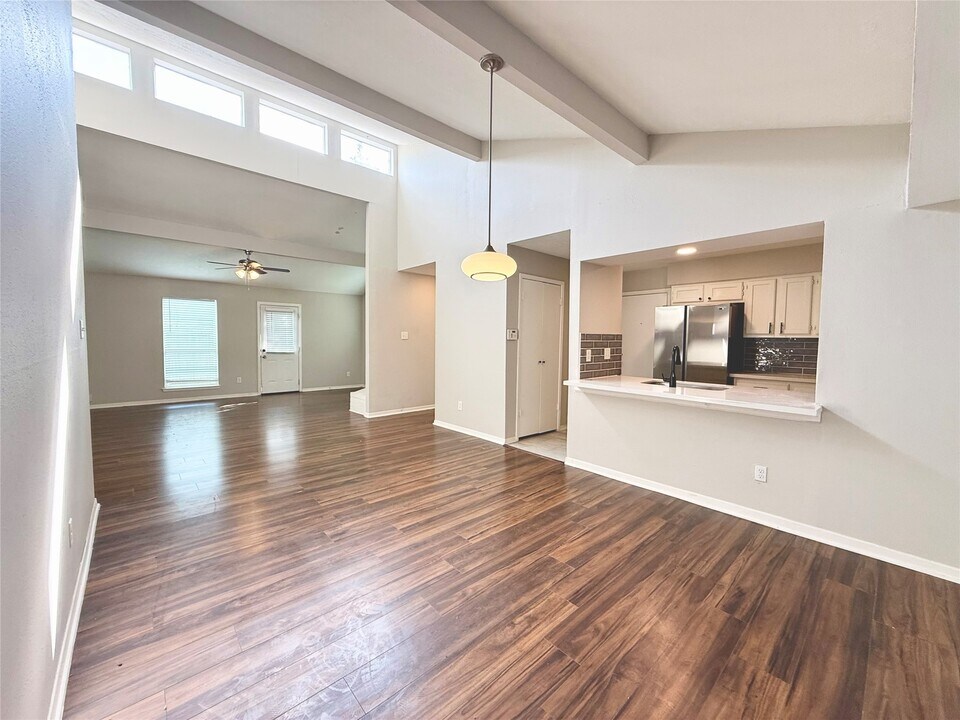 4223 Amir St in Houston, TX - Building Photo