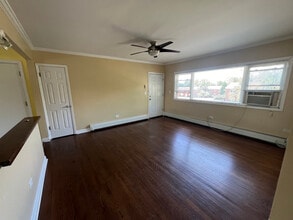 236 Johnson St in Palatine, IL - Building Photo - Building Photo
