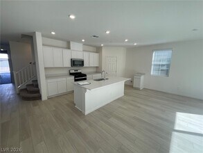 10861 River Jct Ave in Las Vegas, NV - Building Photo - Building Photo