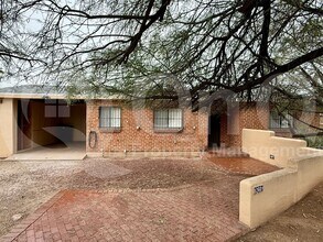 6260 E 2nd St in Tucson, AZ - Building Photo - Building Photo