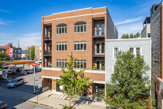 1152-1154 W Diversey Pky