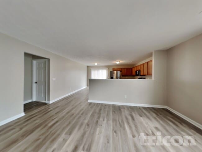 904 Grand Oak Dr in Smyrna, TN - Foto de edificio - Building Photo