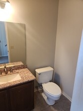 1331 Foxborough Dr in Pensacola, FL - Foto de edificio - Building Photo