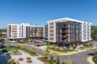 Cru at Willows 124 in Redmond, WA - Building Photo