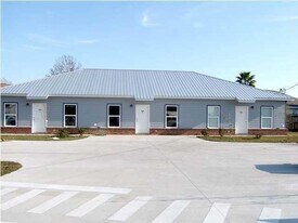 204 Ann Cir in Destin, FL - Building Photo
