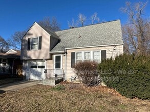 4418 Sunrise Dr in Kansas City, MO - Building Photo - Building Photo