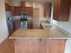 18704 N Poe Valley Rd in Klamath Falls, OR - Building Photo - Building Photo