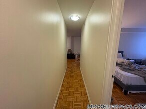 175 Freeman St, Unit 723 in Brookline, MA - Building Photo - Building Photo