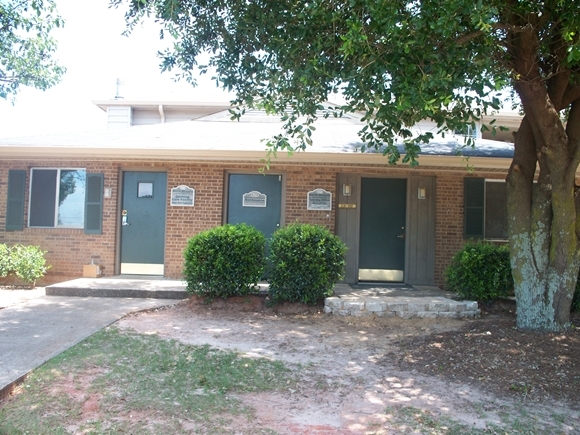 Smith Heights Apartments in Perry, GA - Building Photo - Building Photo