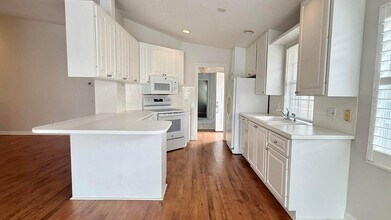 2243 Blue Springs Rd in West Palm Beach, FL - Building Photo - Building Photo