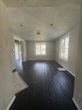 9719 Miles Ave in Cleveland, OH - Building Photo - Building Photo