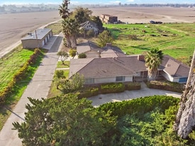 2507 Golf Rd in Turlock, CA - Building Photo