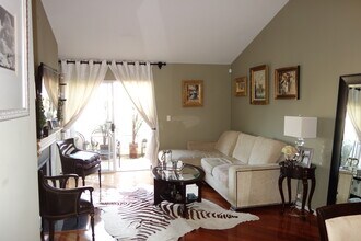 5500 Torrance Blvd in Torrance, CA - Building Photo - Building Photo