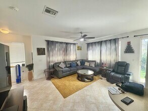 91-1033-1033 Kanela St in Ewa Beach, HI - Building Photo - Building Photo