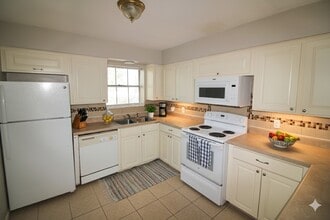 1305 Adams St in Conroe, TX - Building Photo - Building Photo