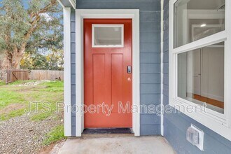 4712 65th St in Sacramento, CA - Building Photo - Building Photo