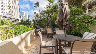 435 Seaside Ave in Honolulu, HI - Building Photo - Building Photo