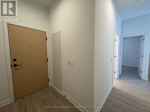 30 Dreamers Wy in Toronto, ON - Building Photo - Building Photo