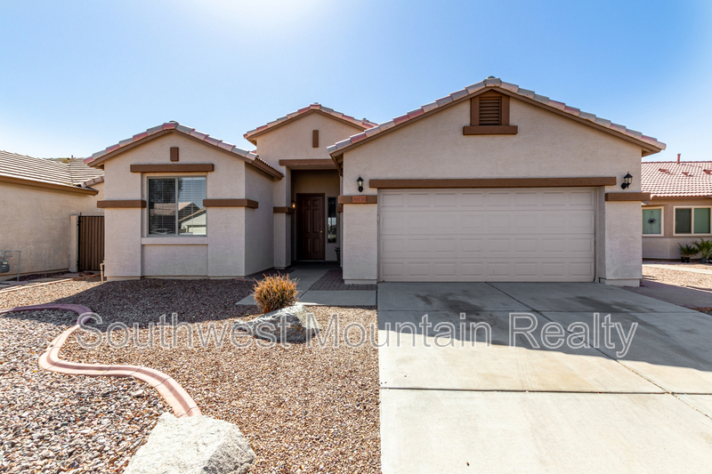 30720 N Royal Oak Way in San Tan Valley, AZ - Building Photo