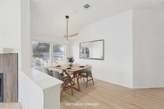 203 Little Lake Rd in Hutto, TX - Building Photo - Building Photo