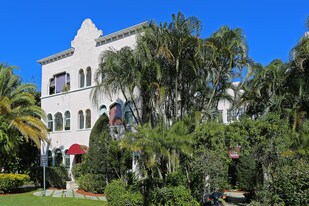 France on Frazier Creek in Stuart, FL - Building Photo