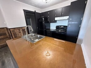 3119 W Willow Knolls Dr in Peoria, IL - Building Photo - Building Photo